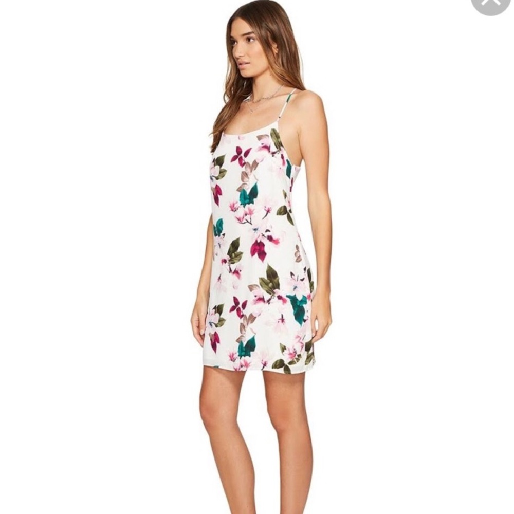 1 State Floral White Dress- stunning